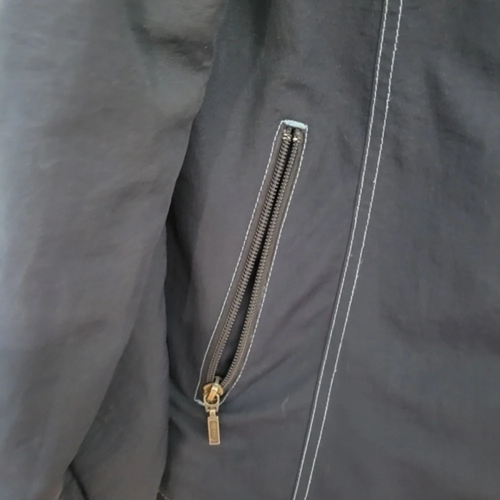 Eddie Bauer Women's Outdoor Jacket Size M Navy‎ Blue Hooded Hiking Rain Coat